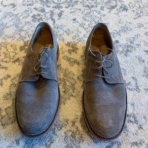 Tan Suede Lace-up Bucks - Men’s size 9.5